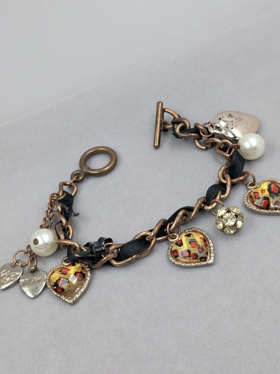 Betsey Johnson Jewelry - Betsey Johnson Leopard Heart Charm Bracelet Pearls Bows Rhinestones | 0841
